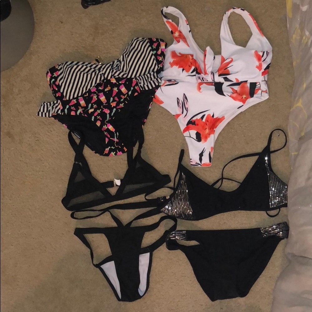 4 Bikinis Bundle